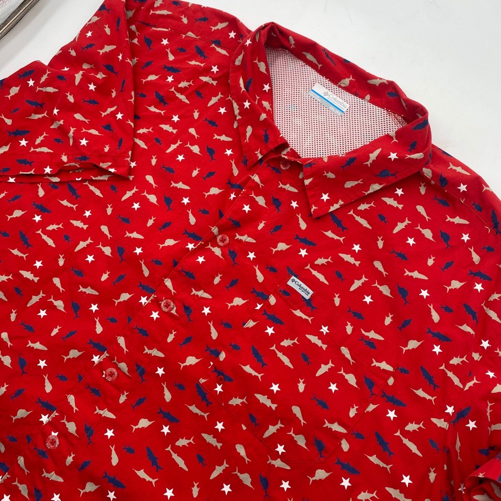 Columbia PFG shark stars Fishing Shirt Men XXL Red Vented Short Sleeve Button Up